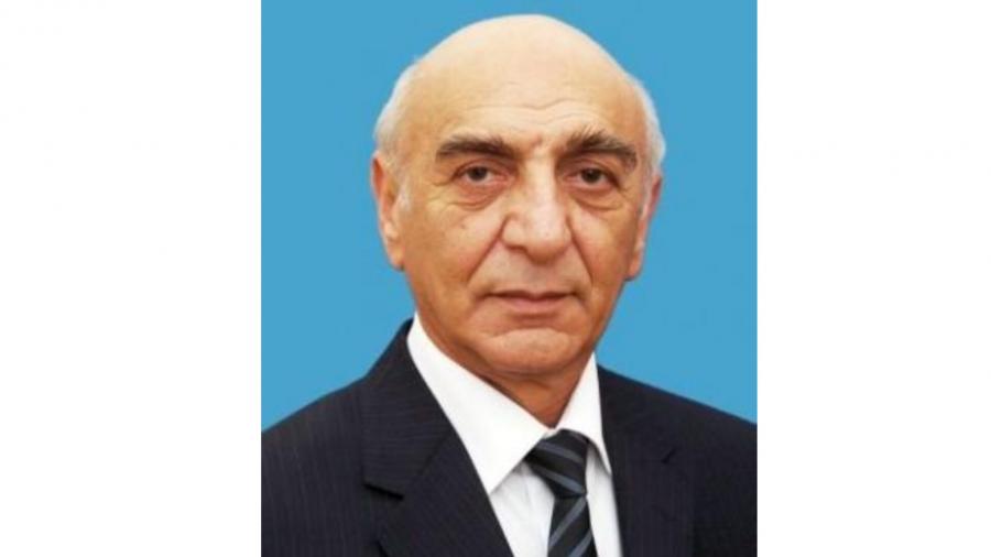 Alimlik, pedaqoqluq və insanlıq nümunəsi