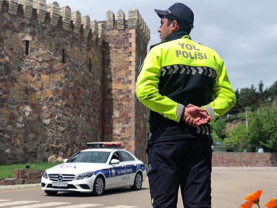 Yol polisi dumanlı hava ilə bağlı çağırış edib