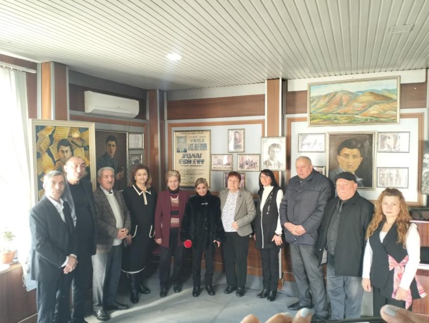 Müşfiqsevərlər Xızıda nakam şairin xatirəsini anıblar