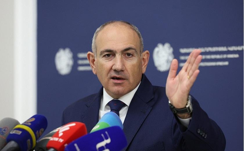 Paşinyan: “Azərbaycandan yanacaq idxalı Ermənistanda qiymətləri aşağı salıb”