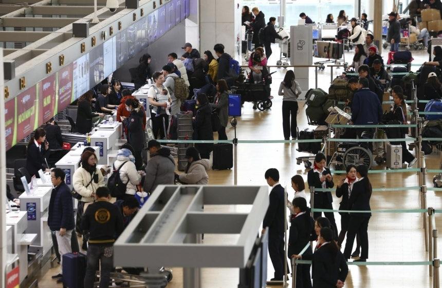 Ölmək üçün Avropaya gedirdi, fikrindən daşındırdılar