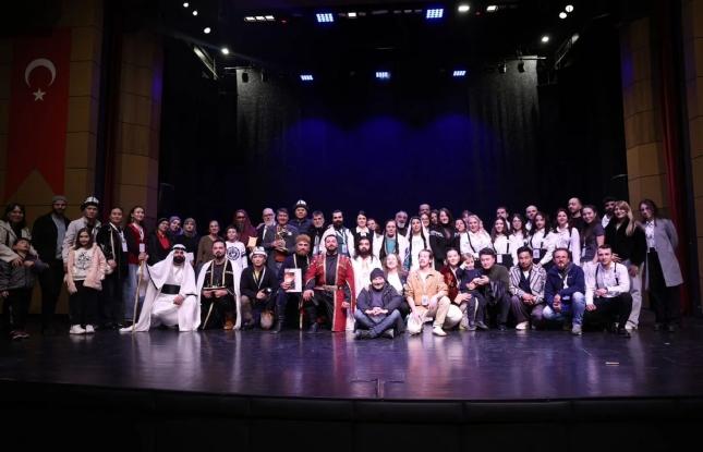 Naxçıvan Dövlət Milli Dram Teatrı beynəlxalq festivalda çıxış edib
