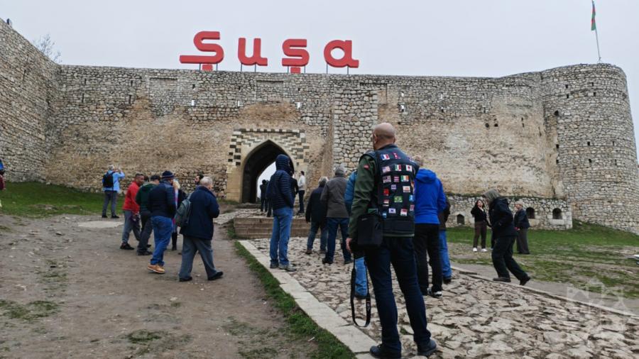 Beynəlxalq səyyahlar Şuşa şəhəri ilə tanış olublar