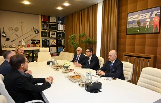 Fərid Qayıbov Avropa Atletika Assosiasiyasının prezidenti ilə birgə layihələri müzakirə edib