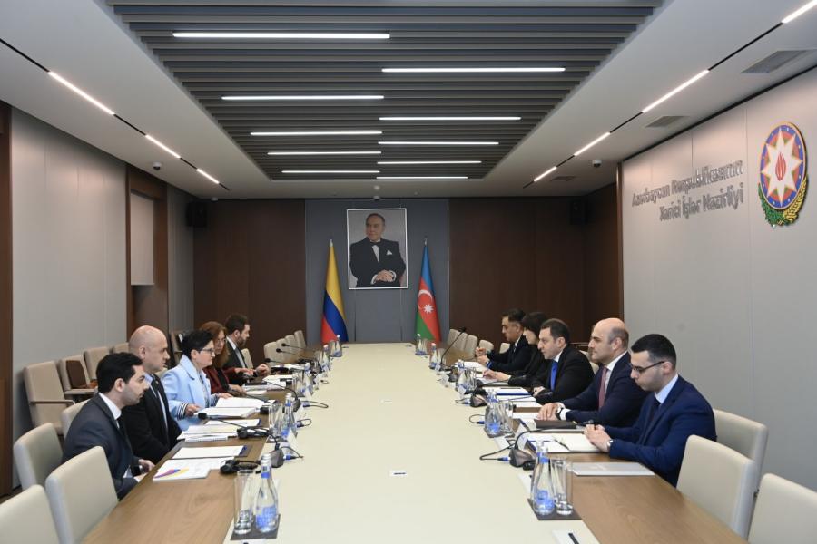 Azərbaycan və Kolumbiya arasında siyasi məsləhətləşmələr keçirilib
