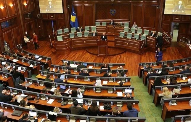 Kosovoda parlament buraxıldı