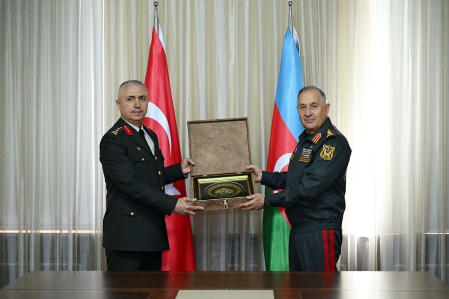 Kərim Vəliyev türkiyəli generalın rəhbərlik etdiyi heyətlə görüşüb