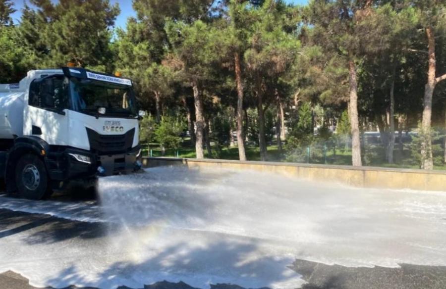 Bu gün Bakının 544 küçəsi yuyulub