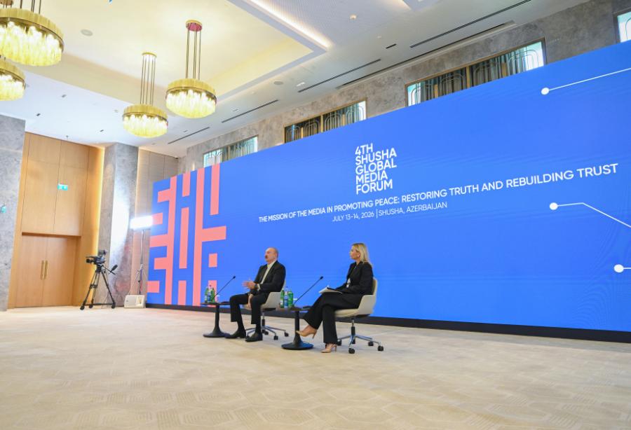 Prezident İlham Əliyev: "Azərbaycan artıq orta gücə çevrilir"