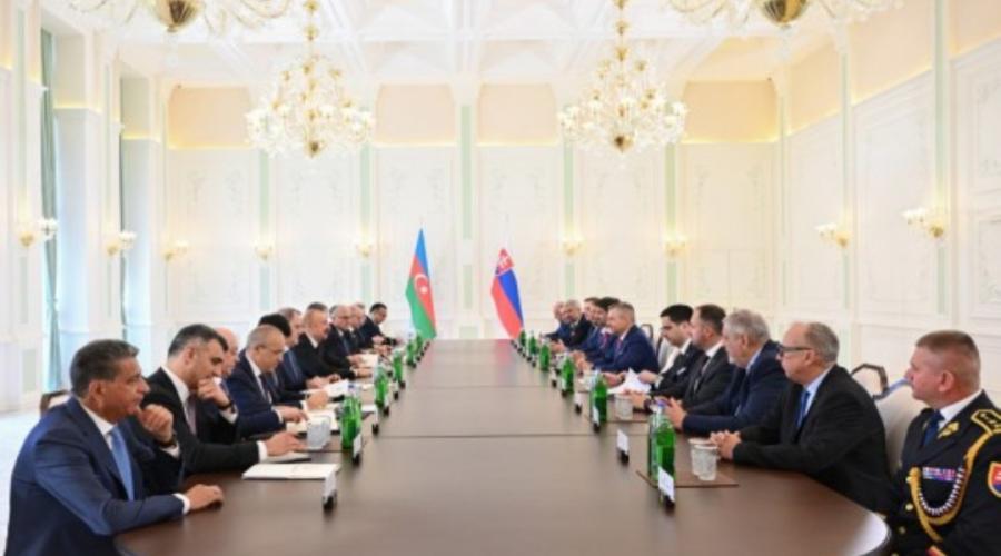 Prezident İlham Əliyevin Şuşada Slovakiya Prezidenti ilə geniş tərkibdə görüşü olub - YENİLƏNİB