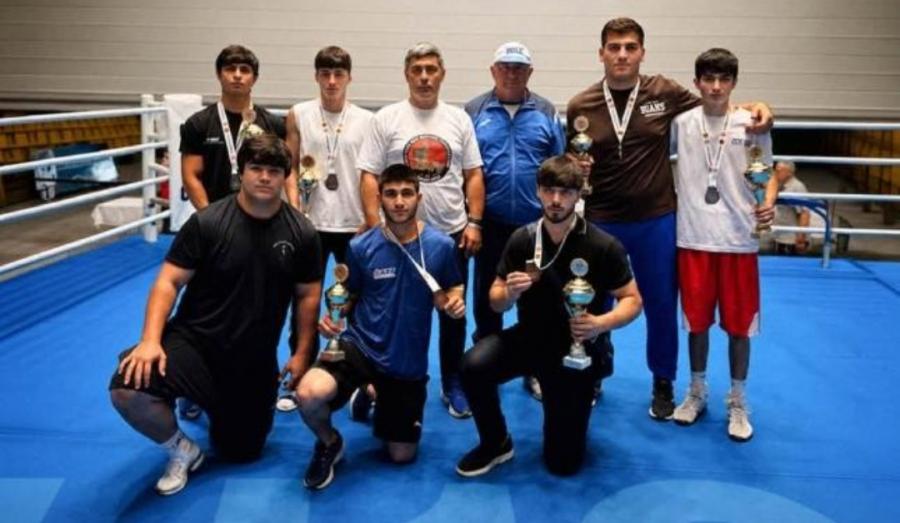 Azərbaycan boksçuları Almaniyadan 6 medalla qayıdırlar