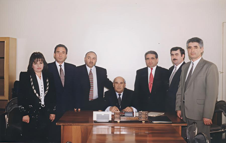 Təhsil tariximizin "arxeoloqu" - Akademik Hüseyn Əhmədov-100