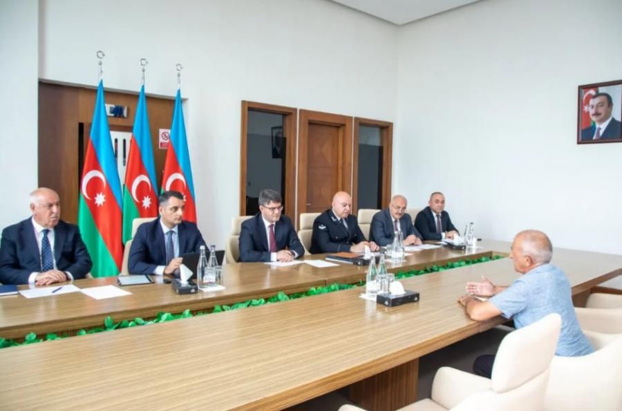 Rəşad İsmayılov Şəmkirdə vətəndaşları qəbul edib