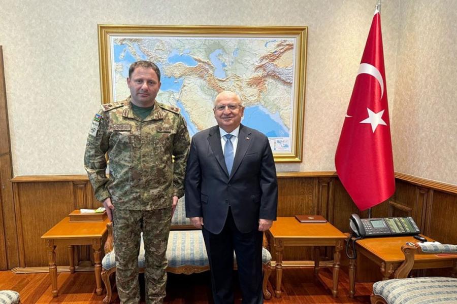 Müdafiə Nazirliyinin nümayəndə heyəti Türkiyədə Yaşar Gülerlə görüşüb