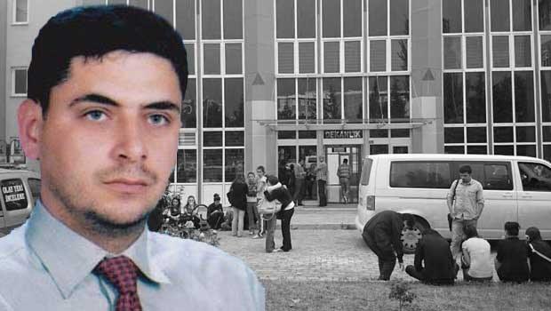 Professor dosentin başını kəsib<b style="color:red"></b>
