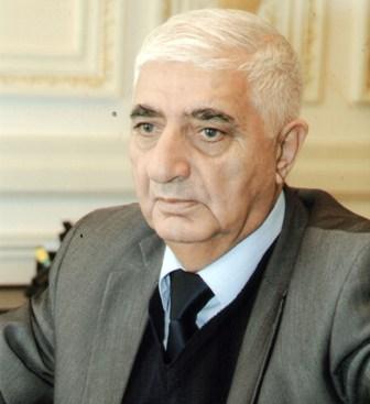 Gənc şair dostuma açıq məktub - <b style="color:red">Fikrət Qoca</b>