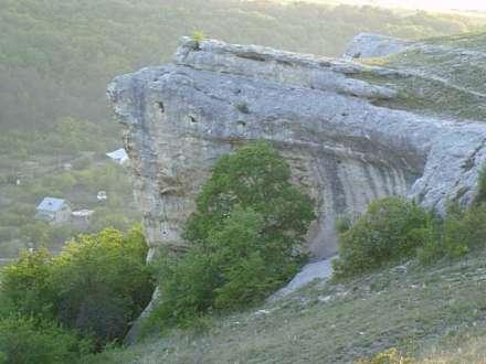 Gədəbəydə qadın özünü qayadan atıb<b style="color:red"></b>