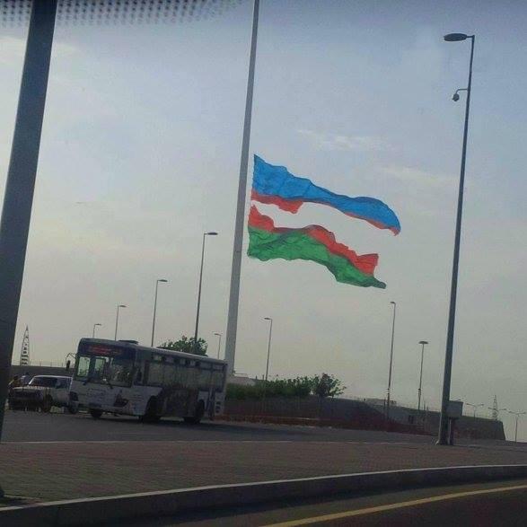 Dövlət Bayrağı Meydanı Kompleksi bayrağın cırılmasına aydınlıq gətirdi <b style="color:red"></b>