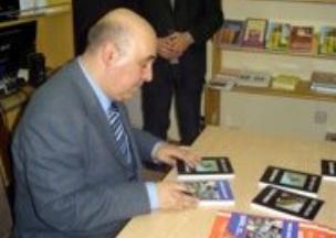 Çingiz Abdullayev: “Qızlar Dronqonu məndən çox sevirlər...” <b style="color:red"></b>