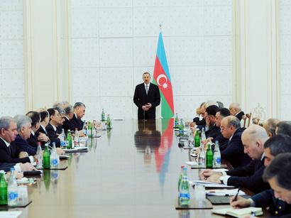 Prezident Nazirlər Kabinetinin iclasını keçirdi<b style="color:red"></b>