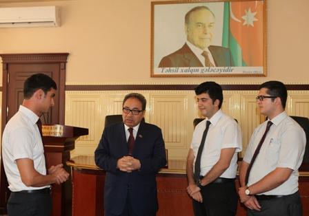 Abel Məhərrəmov "ilin ən fəal və ən yaxşı rektoru" seçilib<b style="color:red"></b>