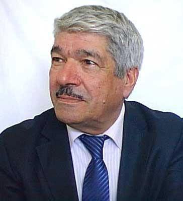 Professora təbrik - <b style="color:red">70 yaş</b>