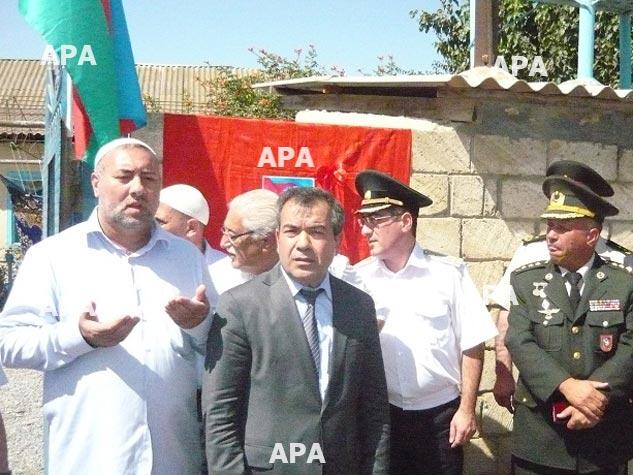 Şəhid əsgərin təltif olunduğu medal Biləsuvarda ailəsinə təqdim edilib<b style="color:red"></b>