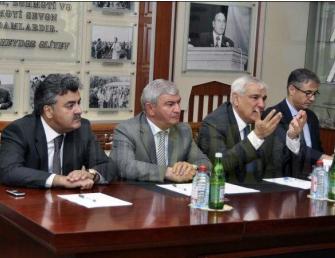 Kamal Abdulla alimlərlə görüş keçirib<b style="color:red"></b>