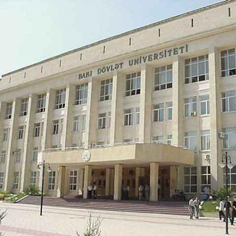 Yaponiyalı alim Bakı Dövlət Universitetində mühazirə oxuyub<b style="color:red"></b>