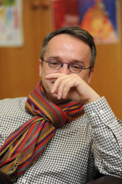 Fransanın Azərbaycandakı səfirliyinin müşaviri vəfat edib<b style="color:red"></b>