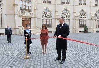 Prezident Bakı Oksford məktəbinin yeni binasının açılışında iştirak edib<b style="color:red"></b>