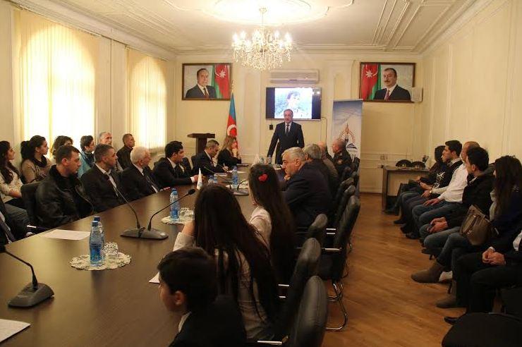 Milli Qəhrəman Əliyar Əliyev Bilik Fondunda yad edildi<b style="color:red"></b>