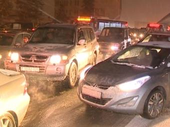 Bakının küçələrində tıxac saat 01.30-a qədər davam edib<b style="color:red"></b>