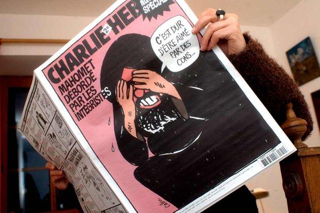 “Charlie Hebdo” yenə Məhəmməd peyğəmbərin karikaturasını dərc etdi<b style="color:red"></b>
