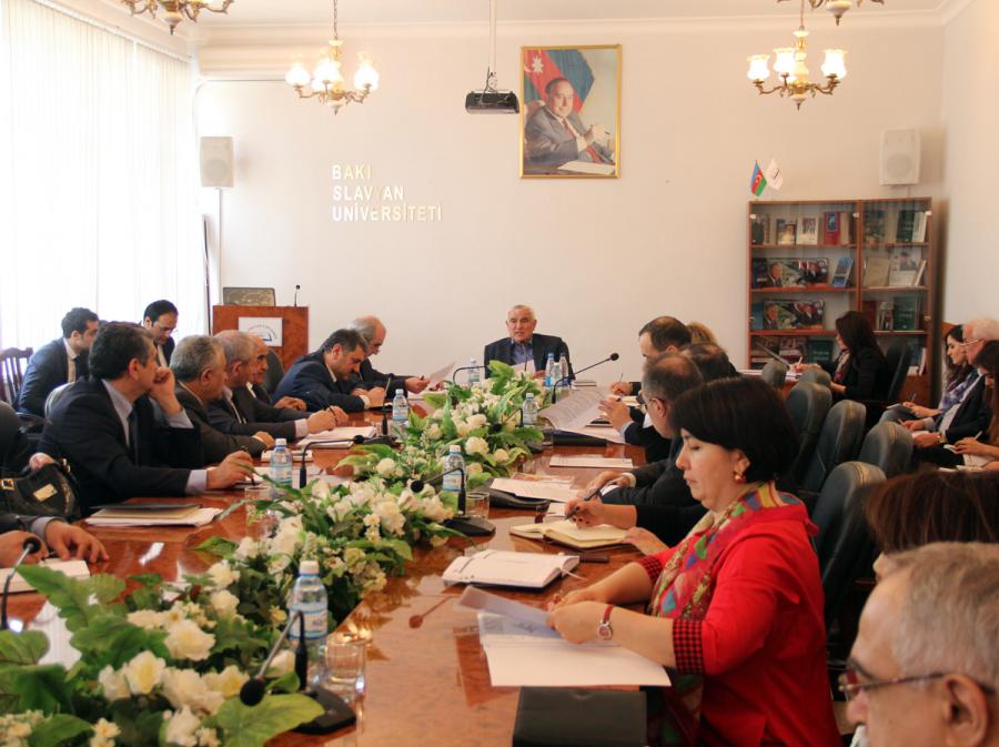 Multikulturalizm Mərkəzinin sertifikatları təqdim edilib <b style="color:red"></b>
