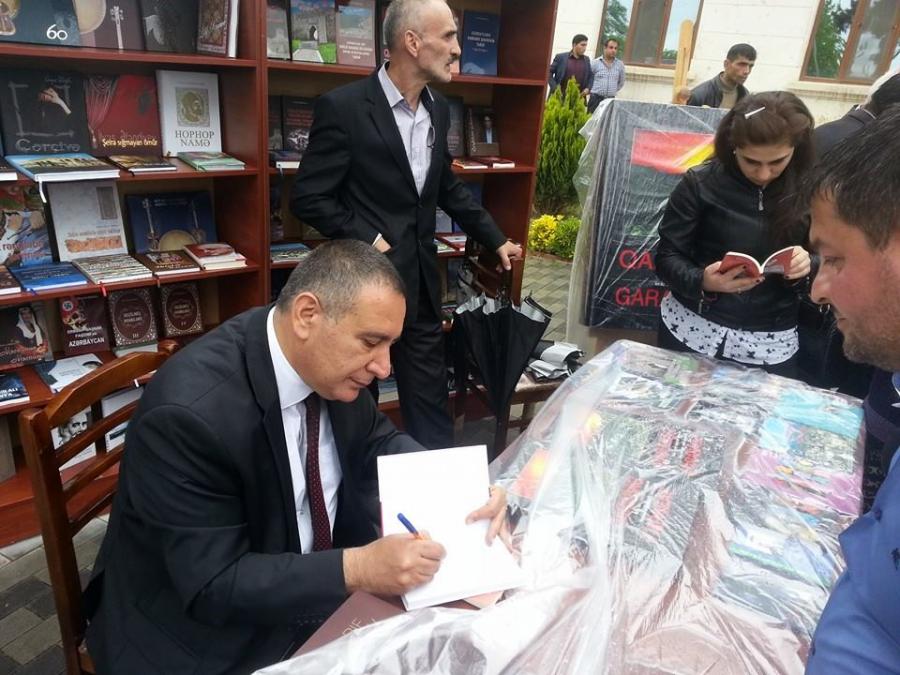 Ağdamda kitab bayramı <b style="color:red"></b>