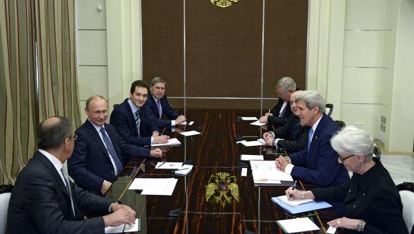 Putin Kerri ilə Ukraynadakı vəziyyəti müzakirə edib<b style="color:red"></b>