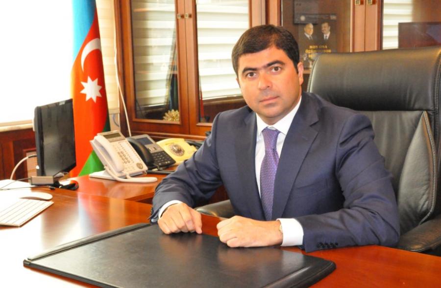 800-dən artıq avtobus sürücüsünün maaşı plastik kartla veriləcək<b style="color:red"></b>