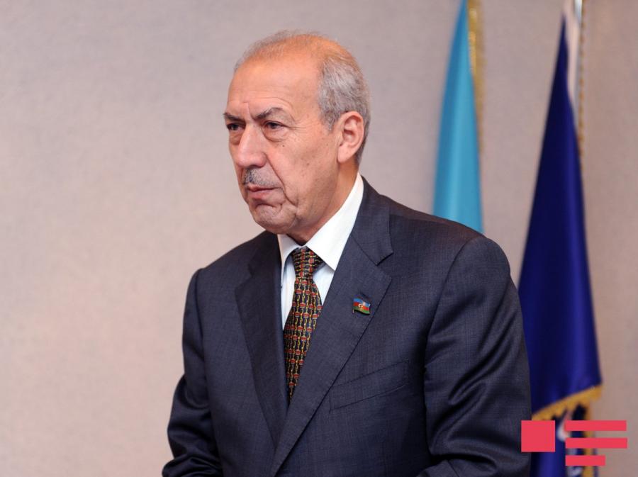 Millət vəkili Yazıçılar Birliyinin üzvü oldu<b style="color:red"></b>