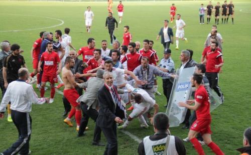 Türkiyə futbolunda növbəti qalmaqal <b style="color:red"></b>