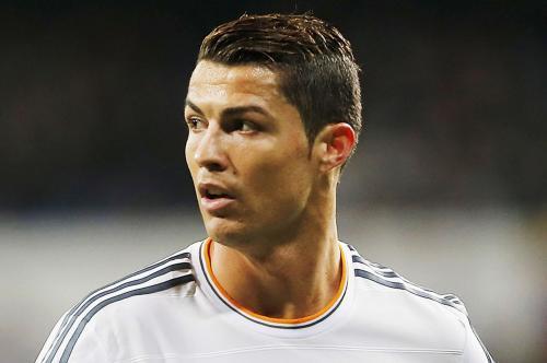 Ronaldo bu mövsüm rekord sayda qol vurub<b style="color:red"></b>