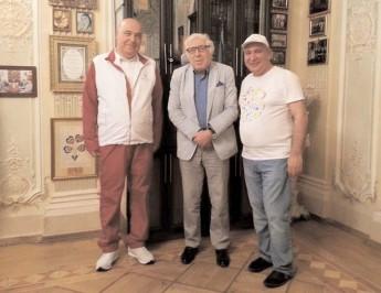 Neapoldan gözəl - <b style="color:red">Xalq yazıçısı Anar yazır</b>