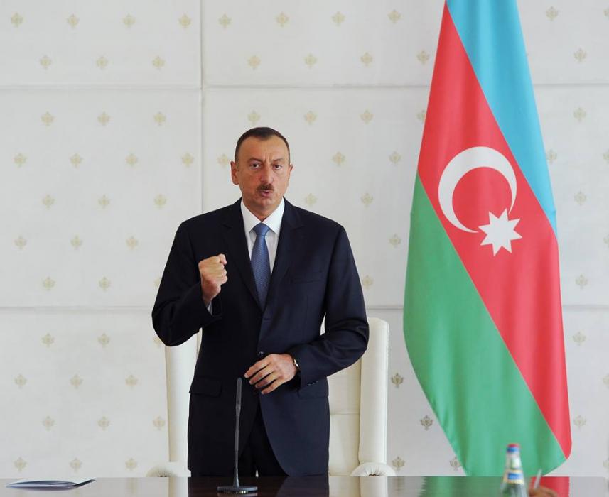Prezidentin çıxışı rəğbətlə qarşılandı<b style="color:red"></b>