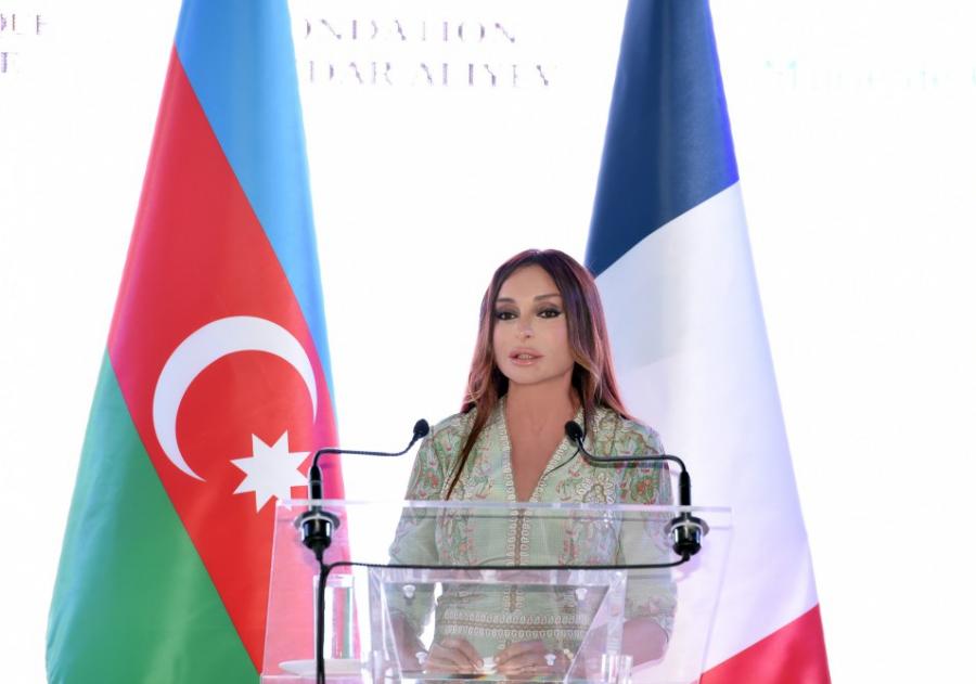 Kannda Azərbaycan Mədəniyyəti Günləri<b style="color:red"></b>