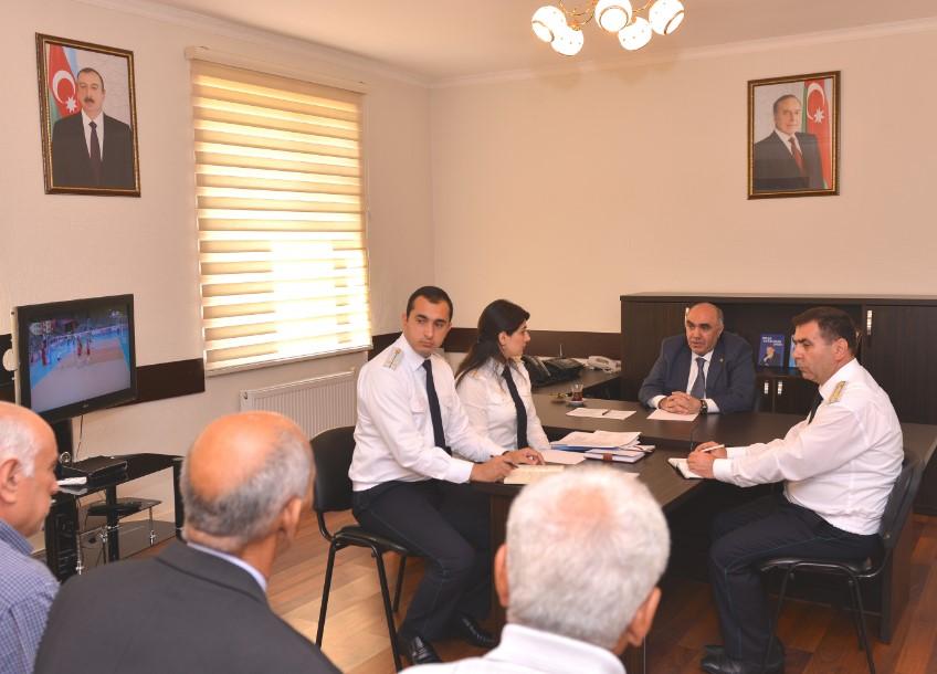 Qaralov İmişlidə vətəndaşları qəbul edib<b style="color:red"></b>