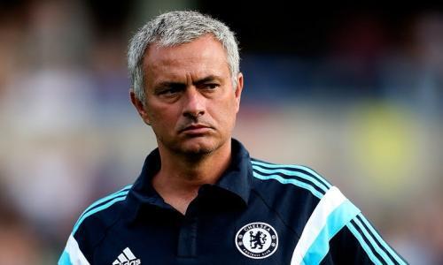 Mourinyo: "Vengerin əlini sıxmağa məcbur deyildim"<b style="color:red"></b>