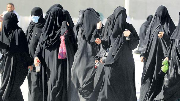 Səudiyyə Ərəbistanda qadınlar ilk dəfə səs verəcəklər<b style="color:red"></b>