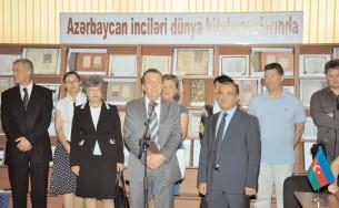 "Azərbaycan inciləri dünya kitabxanalarında"<b style="color:red"></b>