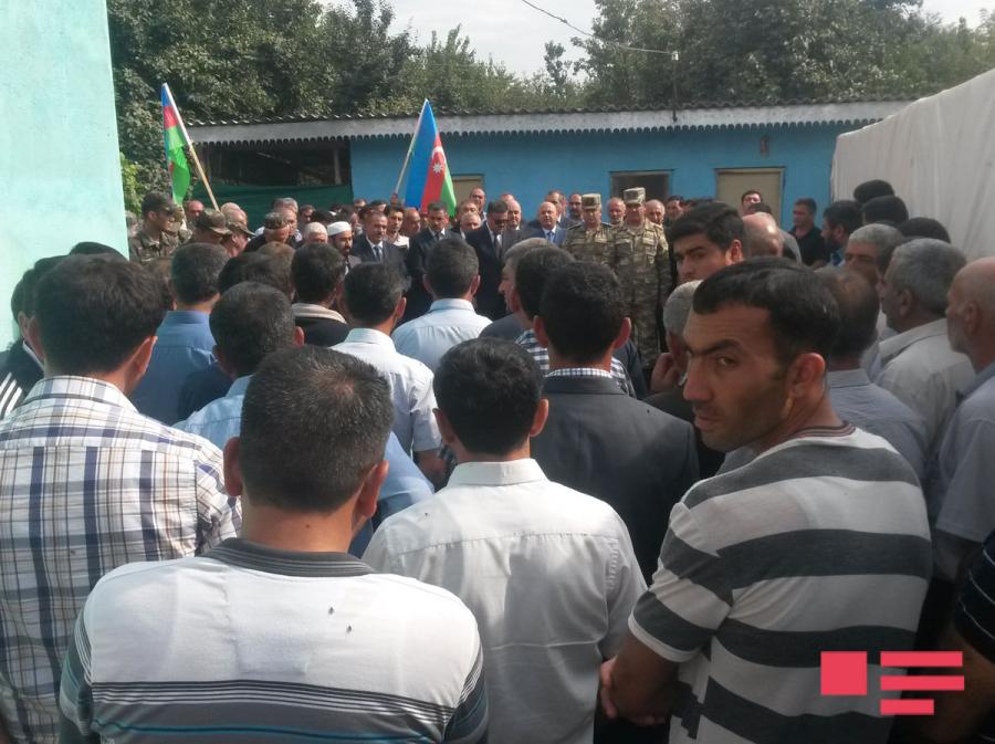 Şəhid hərbçi dəfn edildi <b style="color:red"></b>