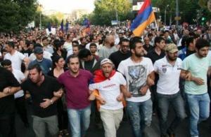 İrəvanda növbəti etiraz aksiyaları<b style="color:red"></b>
